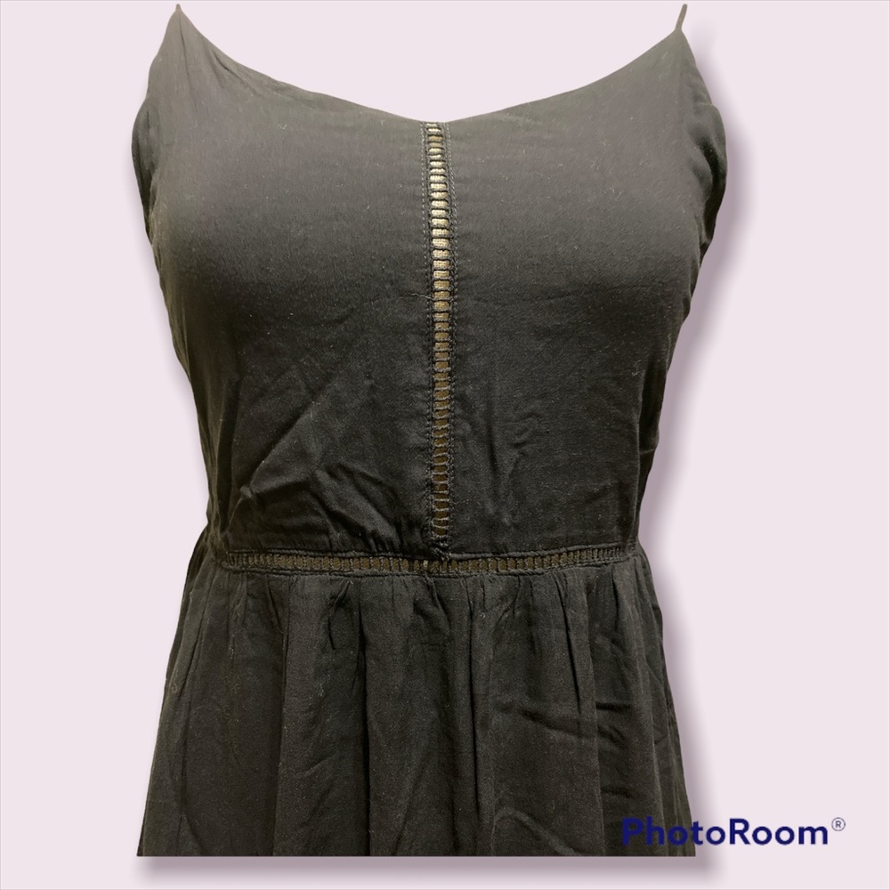 Traded* Beautiful Black Peek -A- Boo Mini Dress - Picture 5 of 6